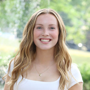 Meet your Posher, Macy